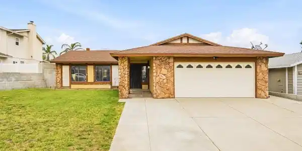 2575 Mimosa Drive