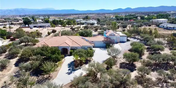 10234 Clover Drive