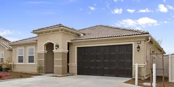 1242 Topanga Dr