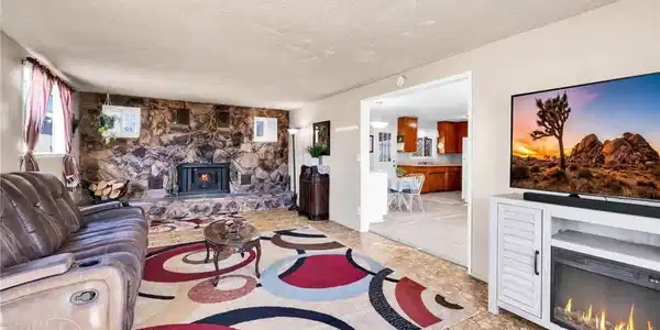 4869 Avenida La Manana