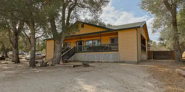 1437 Shasta Way