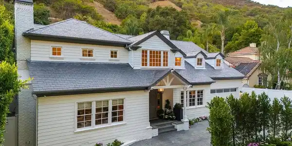 2803 Mandeville Canyon