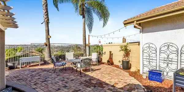 27485 Paseo Amador