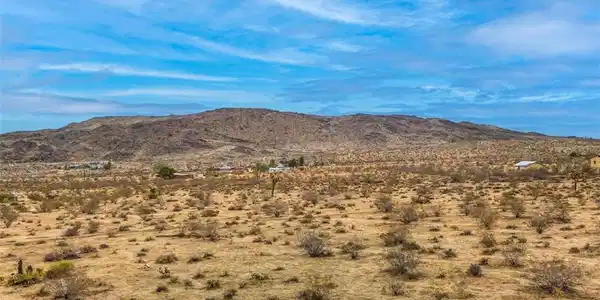1234 Acoma Trail