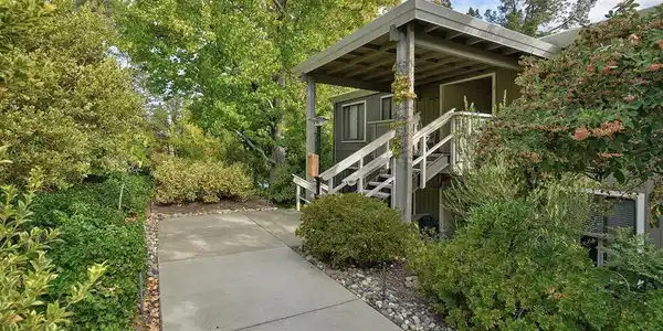 1216 Running Springs Rd