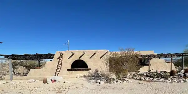 255 Canyon Rd