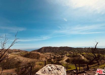 2566 Tuna Canyon Road