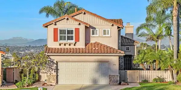3712 Ridge Court