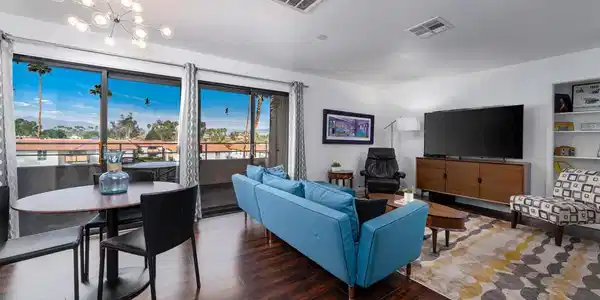 471 S Calle El Segundo