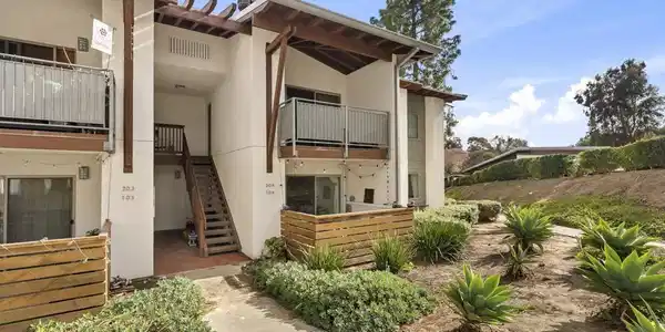 1780 S El Camino Real