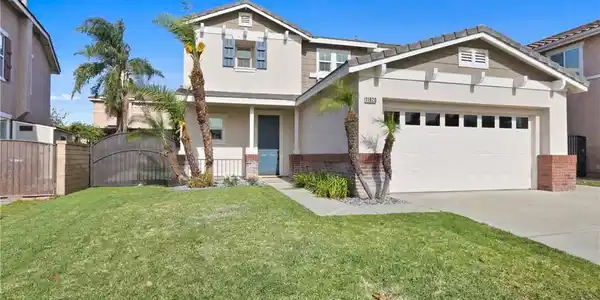 11820 Cedarbrook