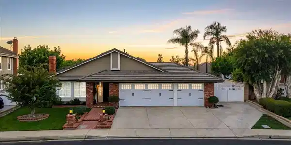 2986 Falconberg Drive