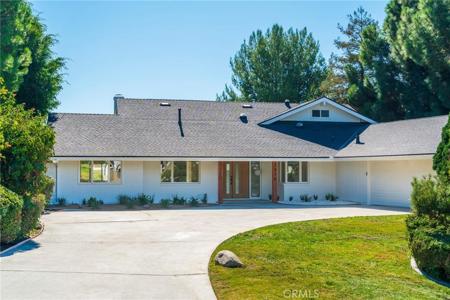 1210 Anita Pl