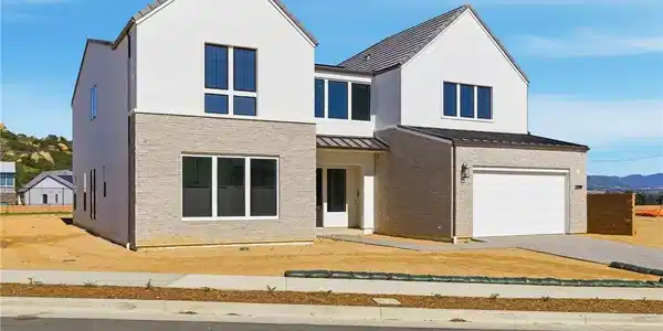22849 W Seaqua Circle