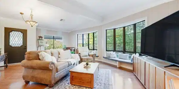 8975 Lawrence Welk Drive