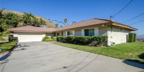 1105 Ponderosa Drive
