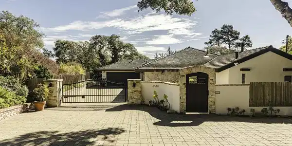 3540 Oak Place