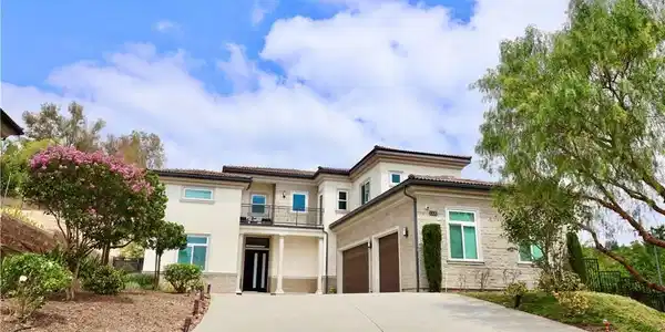 1330 Waterbrook