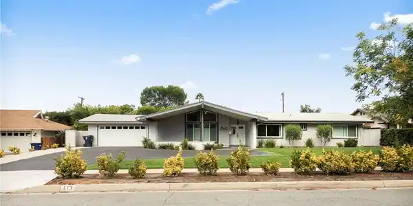 113 E South