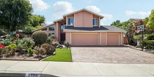 3393 Belgrove Circle