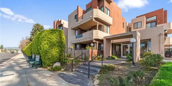 7826 Topanga Canyon
