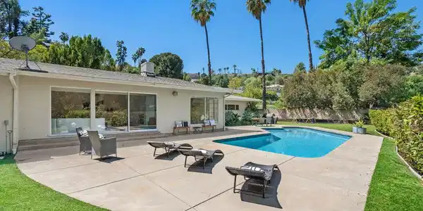 4450 Coronet Drive