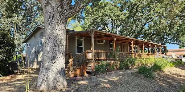 2023 Twelve Oaks Drive