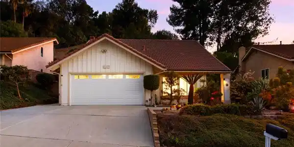 1643 Bronze Knoll Road