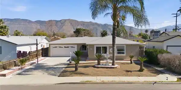 409 W Camellia Way