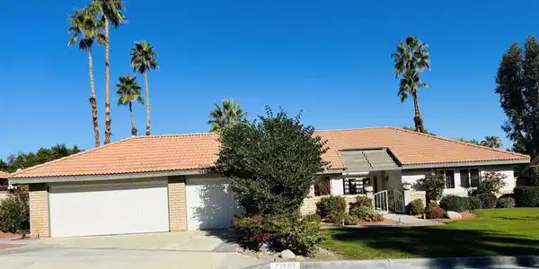 72890 Amber Street