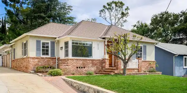 4312 Briggs Avenue