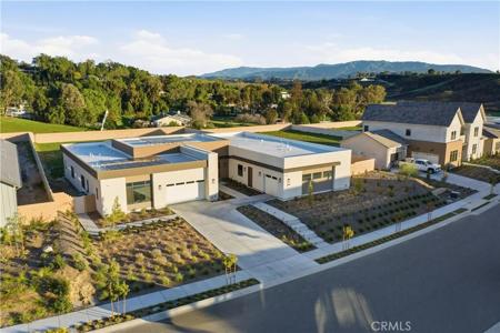 39788 Larkspur Terrace