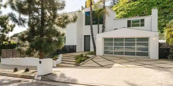 1257 Bienveneda Avenue