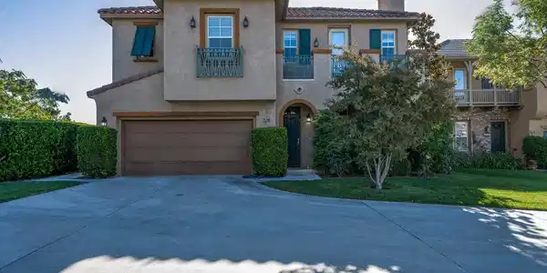 25768 Hawthorne