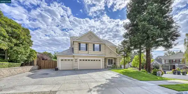 713 Tennyson Dr