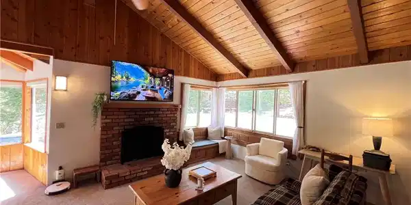 253 La Casita