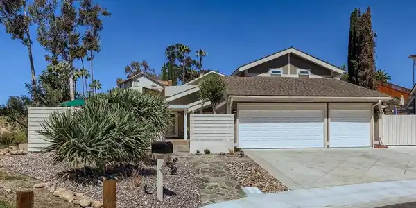 10808 Valiente Court
