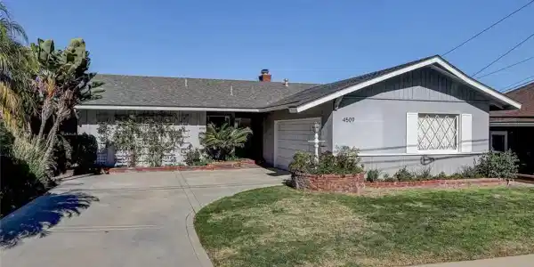 4509 Vista Largo