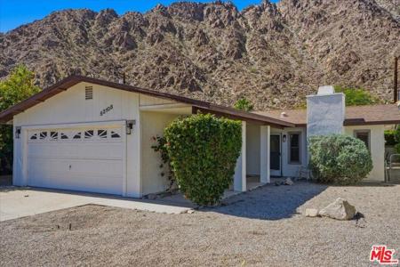 52105 Avenida Cortez