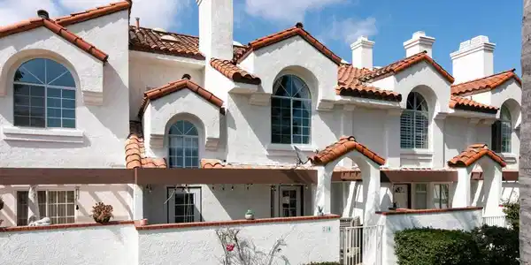 214 Camino Cortina