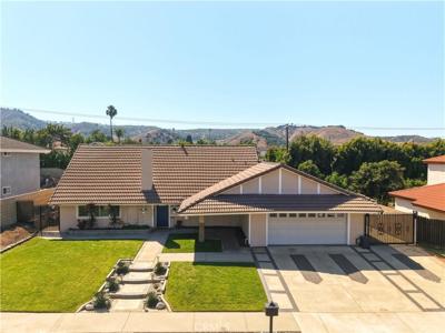 1523 Latchford