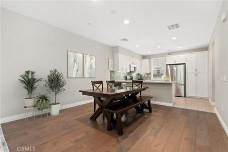 649 W Foothill Boulevard