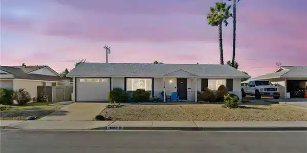 26830 Oakmont