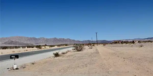 6281811 20000 Amboy Road