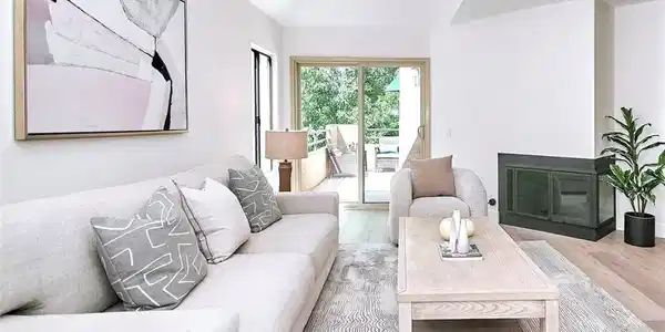 3005 La Paz Lane