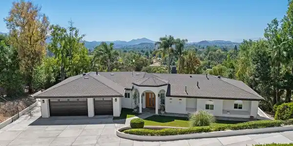 603 Lone Oak Drive