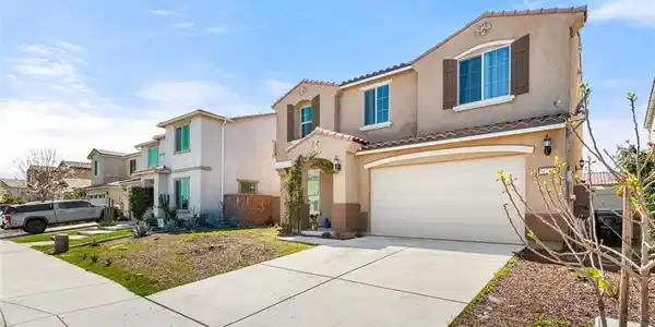 34293 Bloomington Drive