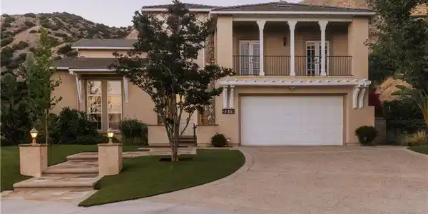 3519 Folkstone Court