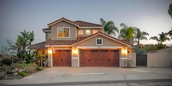 825 Bel Esprit Circle