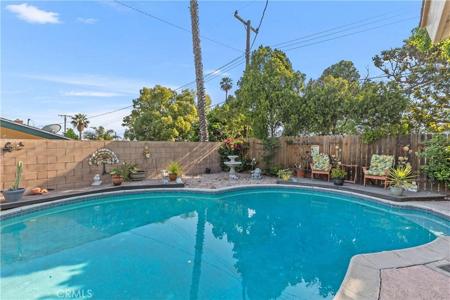 6224 Stanton
